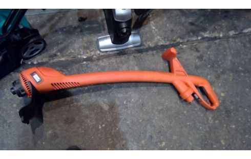 COUPE BORDURE BLACK DECKER