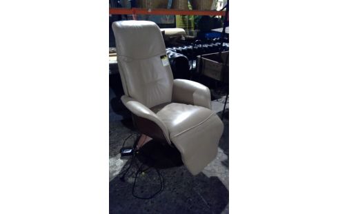 FAUTEUIL RELAX ÉLECTRIQUE CHATEAU D'AX (1990E NEUF)