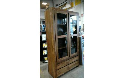 ESCAPARATE MADERA EXÓTICA