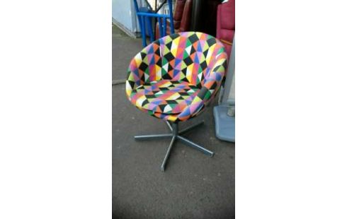 FAUTEUIL MULTICOLORE