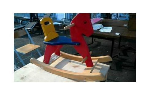 CHEVAL A BASCULE BOIS