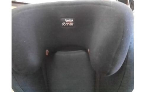REHAUSSEUR NOIR\GRIS BRITAX ROMER ISOFIX