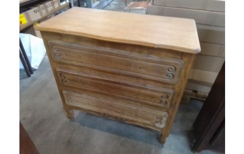 COMMODE 3 TIROIRS A RESTAURER