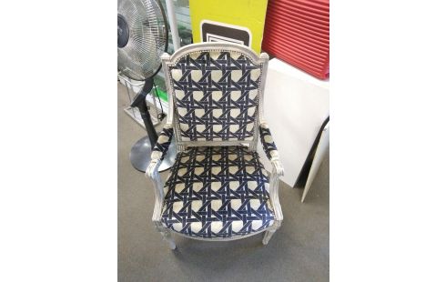 FAUTEUIL EPOQUE LOUIS XVI