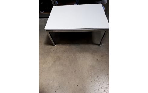 TABLE BASSE BLANCHE