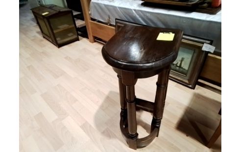 MEUBLE D'APPOINT DEMI LUNE