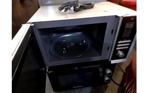 FOUR MICRO ONDES PROLINE