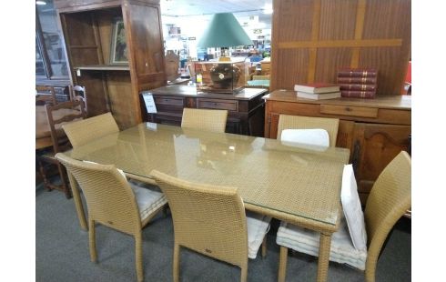 SALON DE JARDIN TABLE+ 6 CHAISES