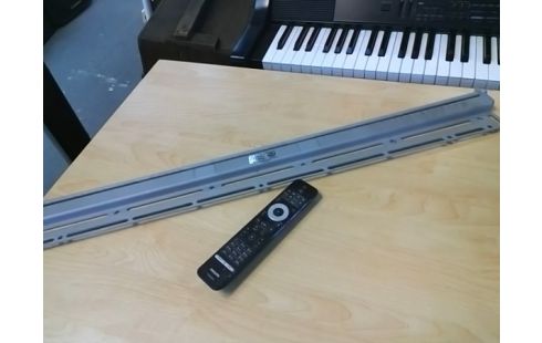 TELEVISEUR PHILIPS 95CM TNT TDE A FIXER AU MUR  PHILIPS 95CM TNT TELECOMMANDE