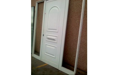 PUERTA ALUMINIO