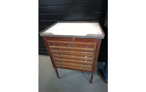 COMMODE STYLE LOUIS XVI GALERIE