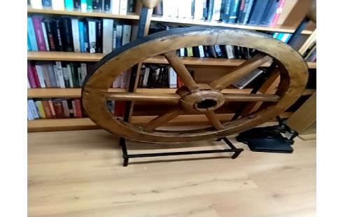 ROUE De charrette Sur support metal avec sabot