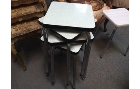 TABOURET FORMICA VERT