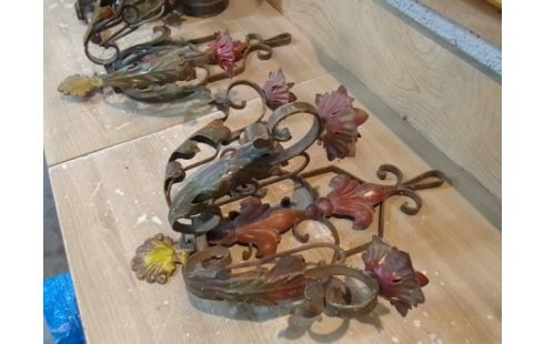 APPLIQUES MURALES LA PAIRE