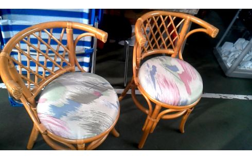 STOEL BAMBOE LOT VAN 2