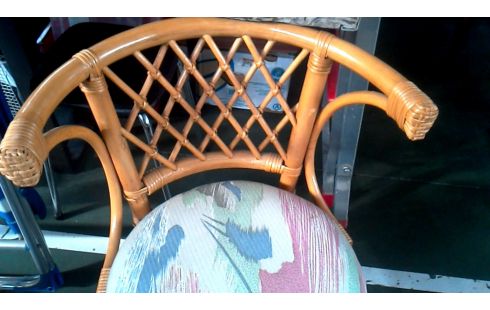 STOEL BAMBOE LOT VAN 2