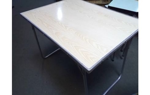 TABLE PLIANTE