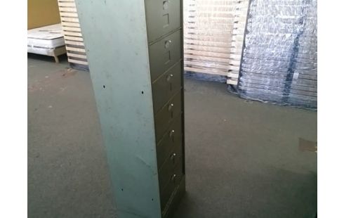 MEUBLE CASIER EN METAL