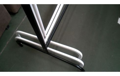 PORTE MANTEAU BLANCHE NOIR METAL L UNITE