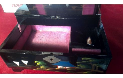 SCHMUCKDOSE, , SPIELUHR CHINESISCH SCHWARZ