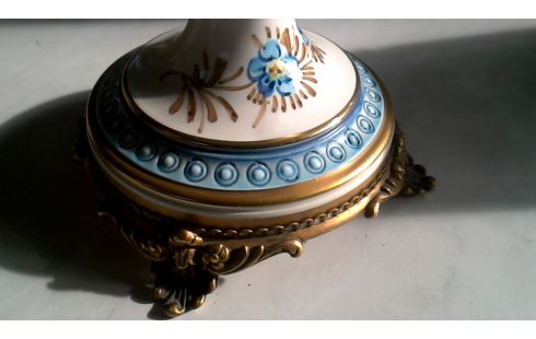 JARRÓN CON TAPA CAPO DI MONTE PORCELANA COBRE