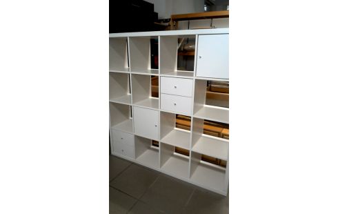 ESTANTE BLANCA IKEA 2 PUERTAS 4 CAJONES