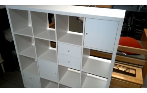 ESTANTE BLANCA IKEA 2 PUERTAS 4 CAJONES