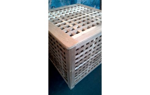 WÄSCHEKORB. WÜRFELFÖRMIG, , HOLZ