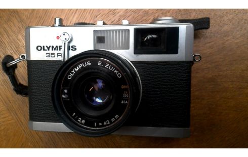 FOTOTOESTEL OLYMPUS 35RC