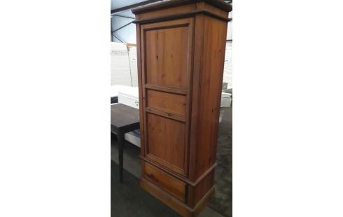 HÄNGESCHRANK KIEFER