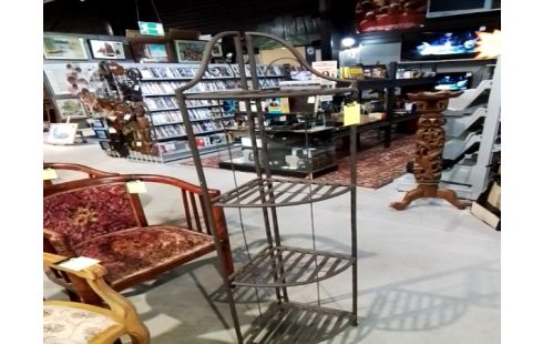 ETAGERE D ANGLE METAL 4N