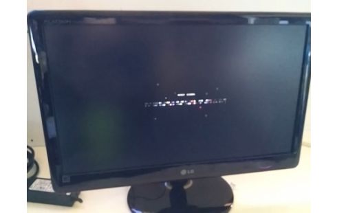 ECRAN LCD 21 POUCES LG FULL HD HDMI/VGA/DVI 2MS