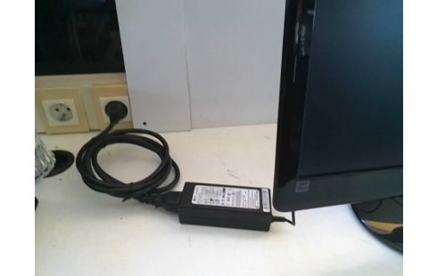 ECRAN LCD 21 POUCES LG FULL HD HDMI/VGA/DVI 2MS