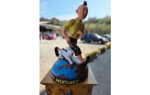 64 STATUE TINTIN GM