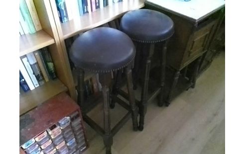 TABOURET DE BAR EN CUIR