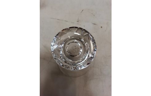 LOT DE 4 VERRES MODELE KIM DAUM NANCY