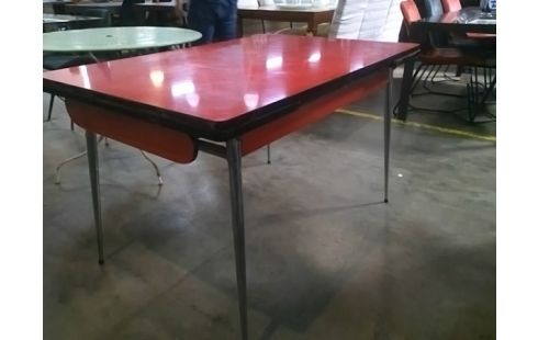 TABLE FORMICA ROUGE