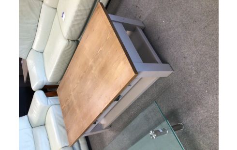 TABLE DE SALON EN PIN TAUPE