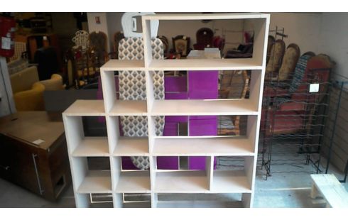 REGAL IM VINTAGE-STIL