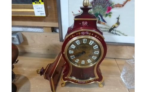 HORLOGE + SUPPORT YVERDON