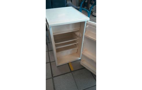 FRIGORÍFICO SOBRE DE MESA FIRSTLINE