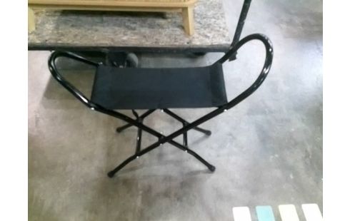 TABOURET PLIANT NOIR