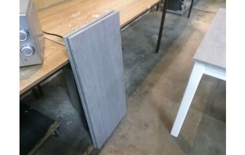 TABLE BLANCHE ET GRISE 2 ALLONGES