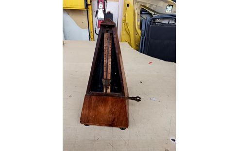 METRONOME BOIS ANCIEN