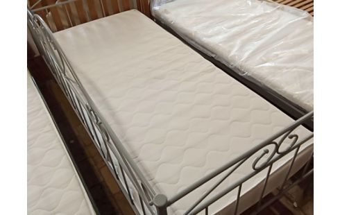 LIT 1 PERSONNE METAL AVEC MATELAS
