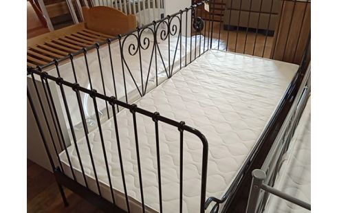 LIT 1 PERSONNE METAL AVEC MATELAS