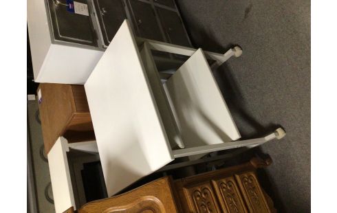 BUREAU BLANC SUR ROULETTES