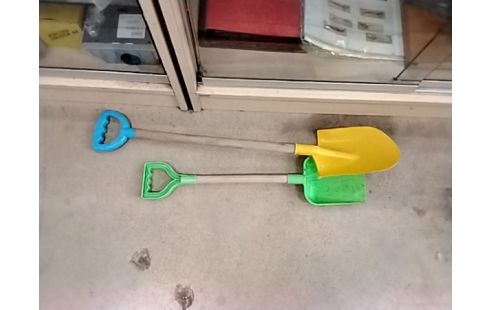 JOUET PELLE DE PLAGE