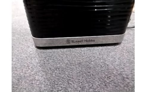 GRILLE PAIN Russell hobbs