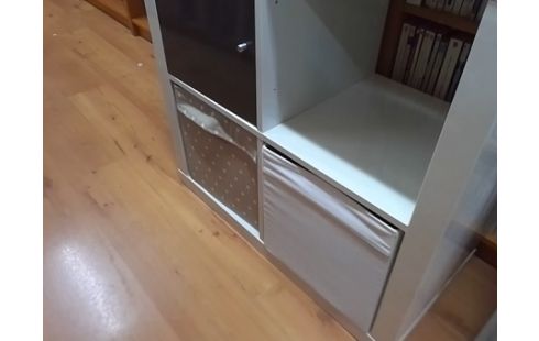 MEUBLE BLANC 4 CASES 1P